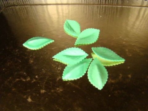 Dekoracja listek pistacja 1 op ( 10 szt.) Dekoracja listek pistacja 1 op ( 10 szt.)