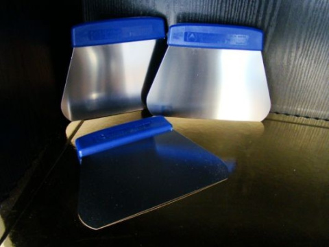 Skrobka metalowa trapezowa zaokrąglona Skrobka metalowa trapezowa zaokrąglona