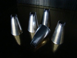 Tylka - tutka karbowana francuska 12mm - 1 szt