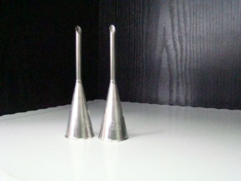 Tylka ,tutka, końcówka do nadziewania pączków - 4mm Tylka ,tutka, końcówka do nadziewania pączków - 4mm