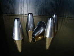 Tylka, tutka,końcówka,zdobnik - okrągła 11mm - 1 szt