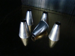 Tylka tutka okrągła 15mm - 1 szt