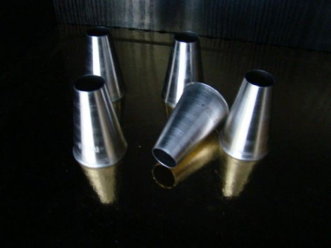 Tylka tutka okrągła 17mm - 1 szt Tylka tutka okrągła 17mm - 1 szt