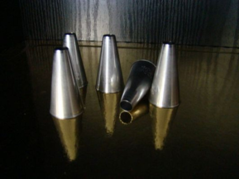 Tylka tutka okrągła 9mm - 1 szt Tylka tutka okrągła 9mm - 1 szt