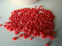 Posypka granulki cukrowe o smaku truskawkowym - 1 op(200 gr)