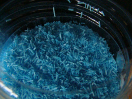 Posypka opłatkowa -makaroniki niebieskie 1 op (100gr)
