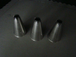 Tylka - tutka karbowana francuska 10mm - 1 szt