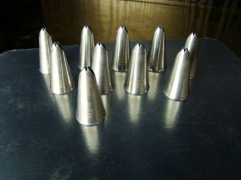 Zdobnik -tylka listek mini 5284 - 8mm 1 szt Zdobnik -tylka listek mini 5284 - 8mm 1 szt