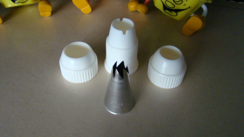 Dyspenser,adapter do zewnętrznej wymiany tylek średni 1 szt Dyspenser,adapter do zewnętrznej wymiany tylek średni 1 szt