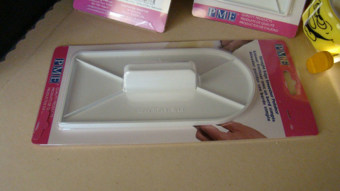 Packa cukiernicza zaokrąglona- 1szt Packa cukiernicza zaokrąglona- 1szt